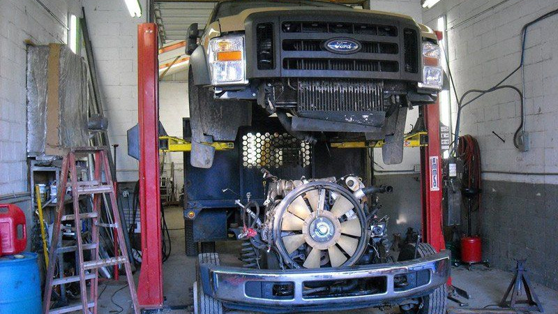 Mobile Truck Repair in Knoxville, Tennessee