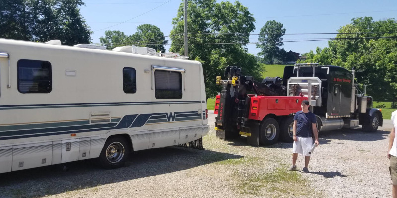 Heavy Duty Towing in Knoxville, Tennessee